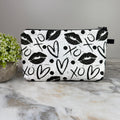 Pouch - Heart XO Lips